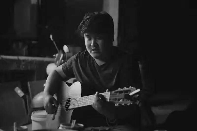 荒無舍民宿，山腳下日出而作日落而息