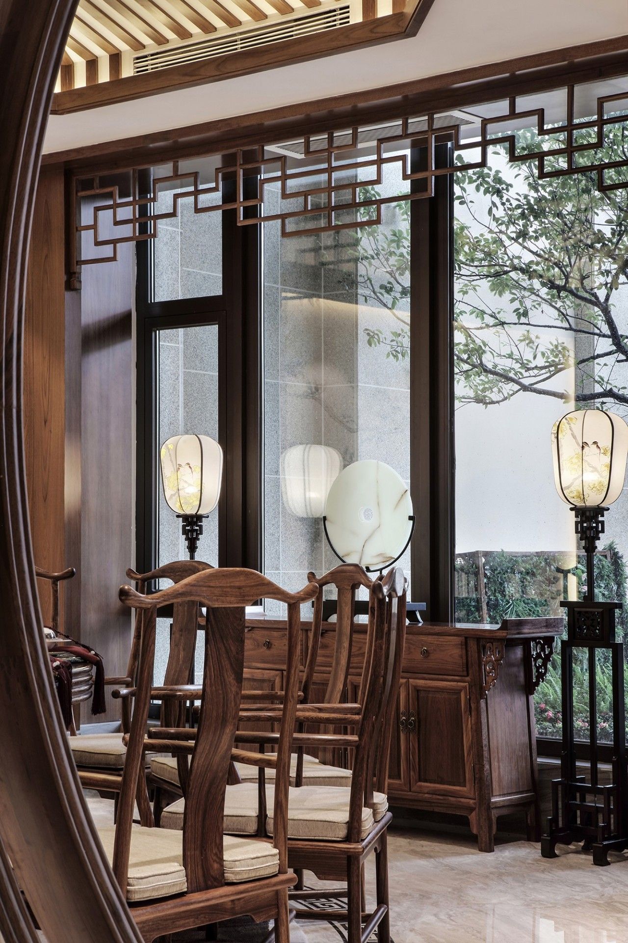 龍光御海天禧別墅樣板房，高端大氣的新中式豪