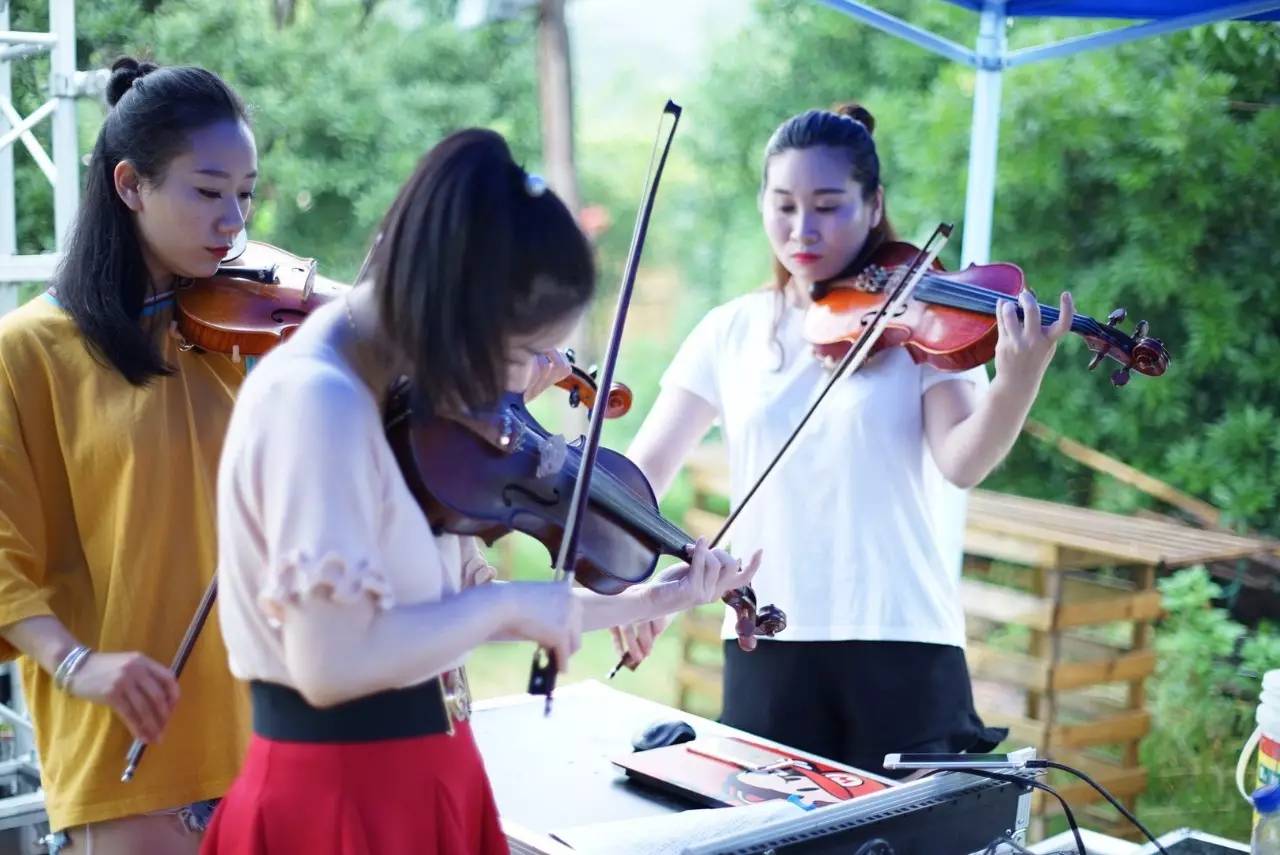 在小筑沐野民宿，不被年齡定義和束縛活出自己