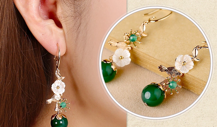 匠心啟航閱讀金屬小鳥吊墜復古綠瑪瑙貝殼花耳環(huán)