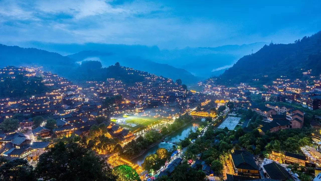 西江千戶苗寨方至客棧民宿，由幸福里團隊打造