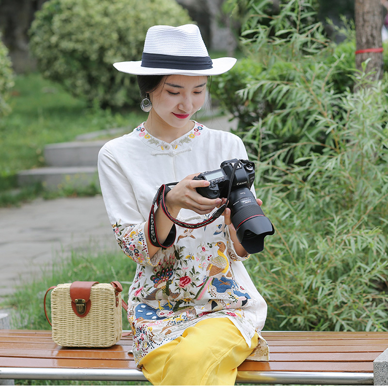 匠心啟航閱讀亞麻刺繡復古唐裝圖片