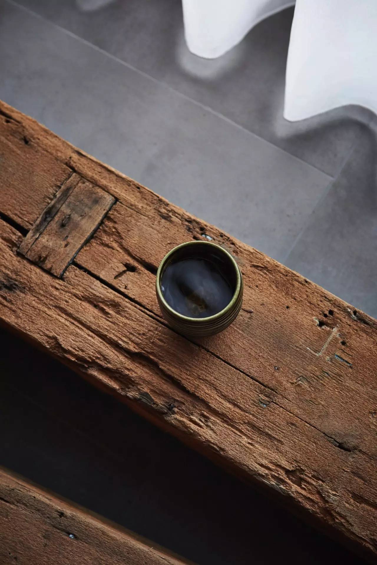 水泥+舊木，締造出具情懷的中式裝修設(shè)計