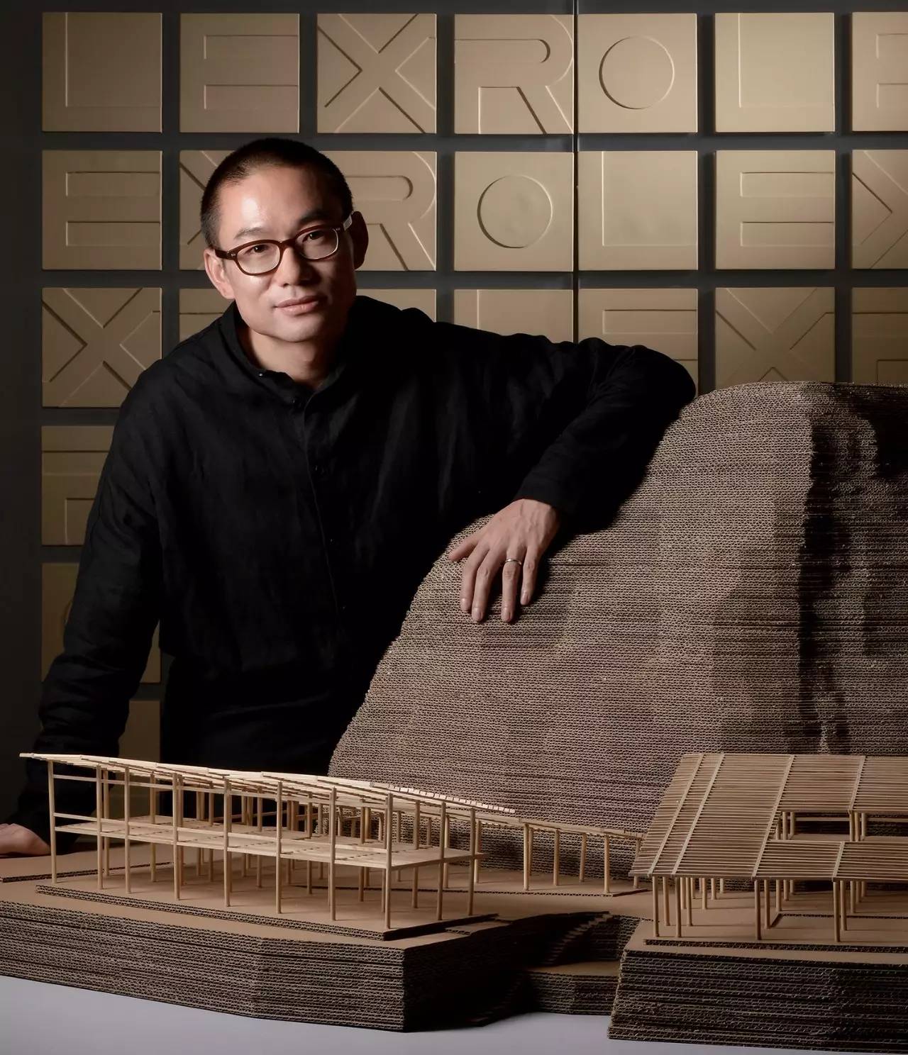 大理既下山，天光云影共徘徊