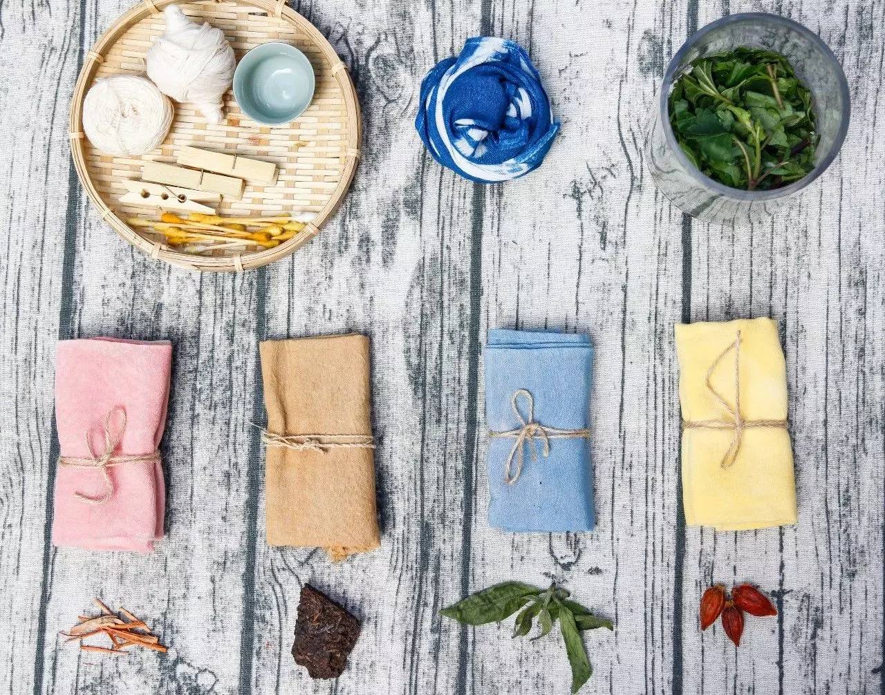 大理既下山，天光云影共徘徊