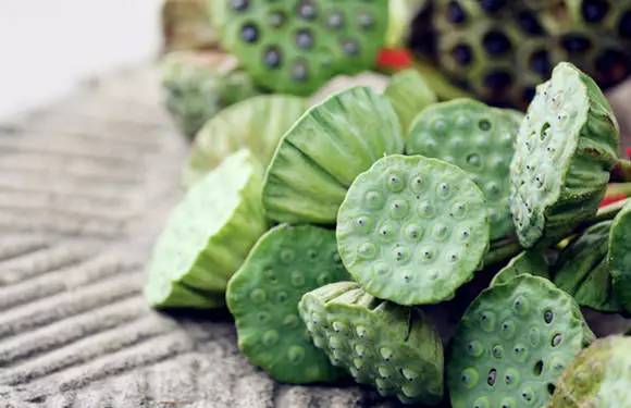 新安江畔谷掌民宿，莊園里享受青山環(huán)繞的美景