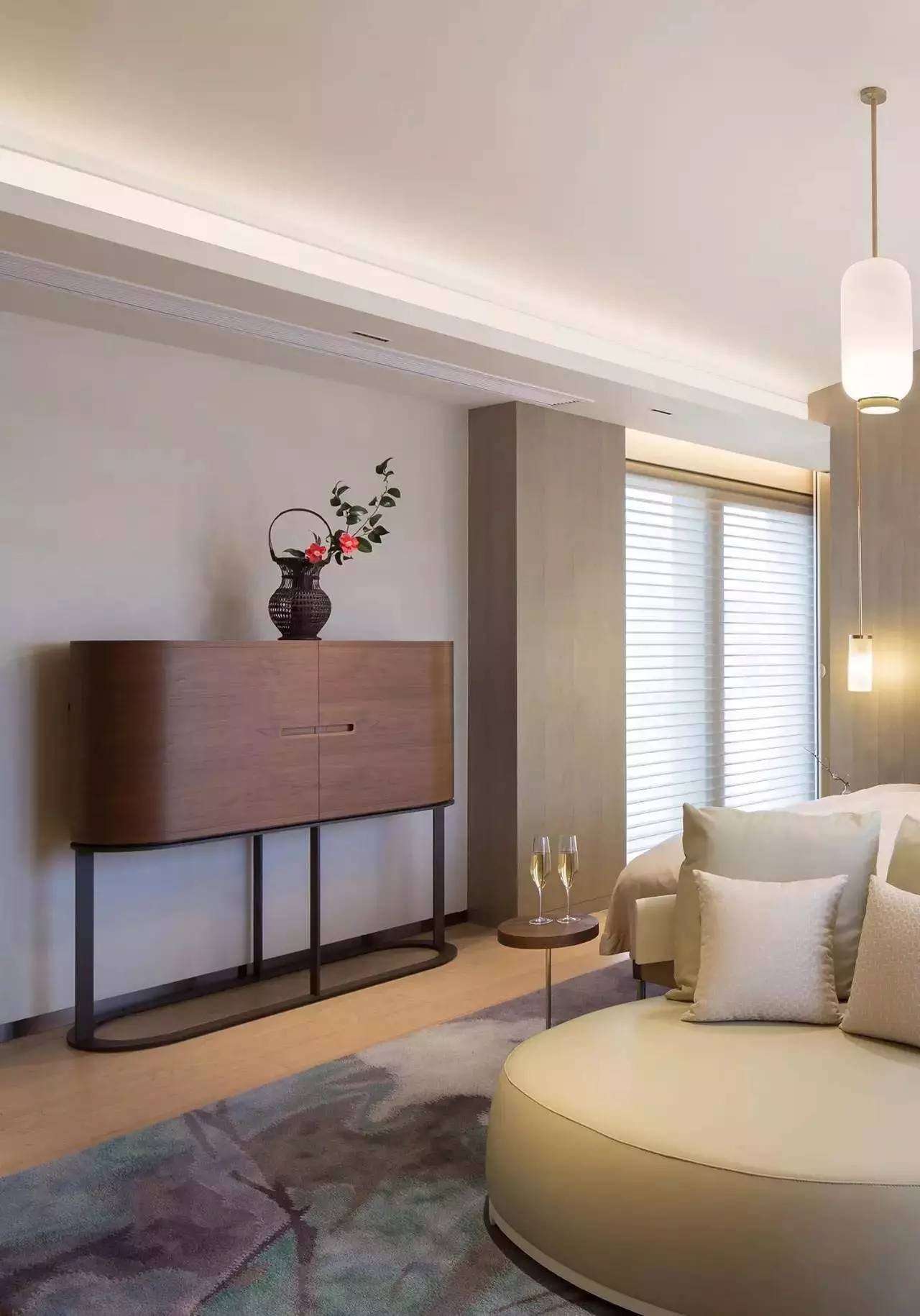 禪意住宅裝修設(shè)計，曲徑通幽處禪房花木深