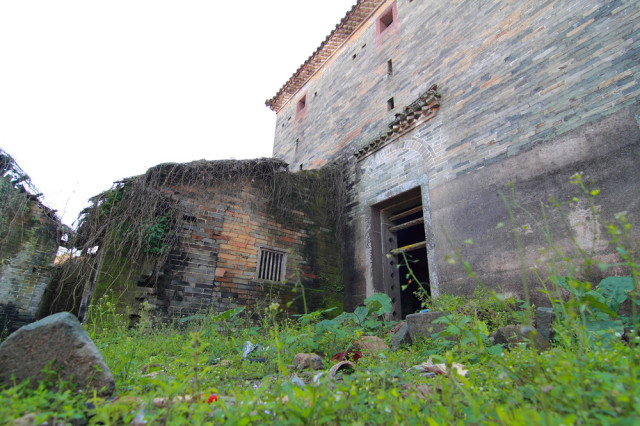 天堂山鄉(xiāng)愛(ài)樹(shù)民宿，古色古香的童話(huà)小鎮(zhèn)