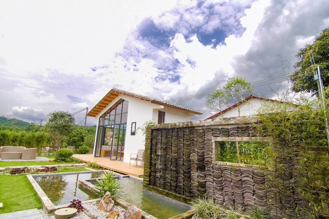 天堂山鄉(xiāng)愛(ài)樹(shù)民宿，古色古香的童話(huà)小鎮(zhèn)