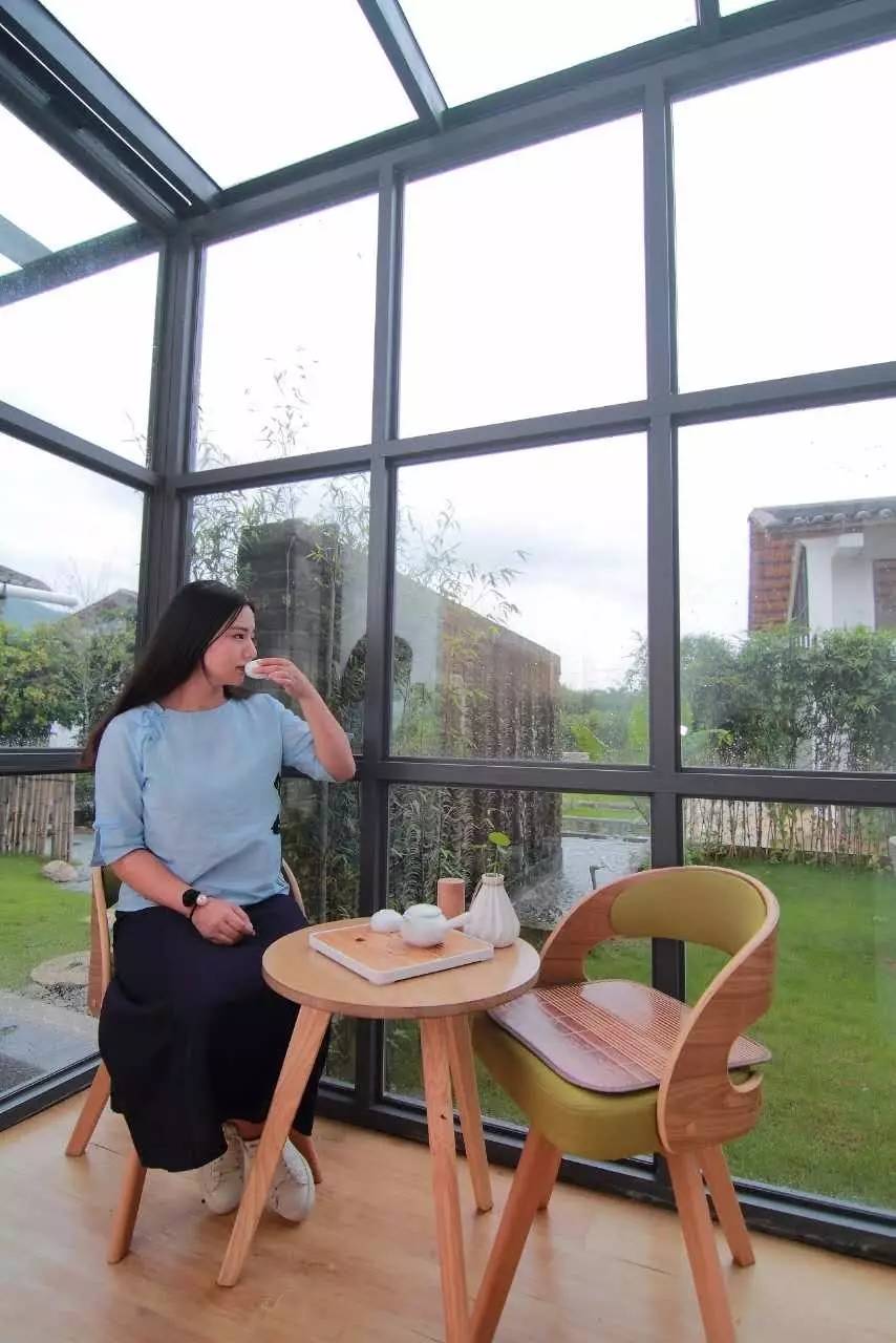 天堂山鄉(xiāng)愛(ài)樹(shù)民宿，古色古香的童話(huà)小鎮(zhèn)