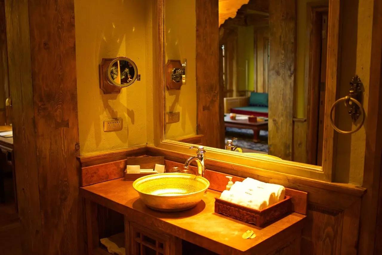 拉薩曲吉林卡，在世界之顛的圣城感受藏族文化