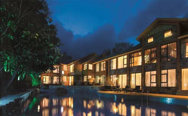 融居·銀箔泉，來銀箔泉邊喝茶看蒼山洱海