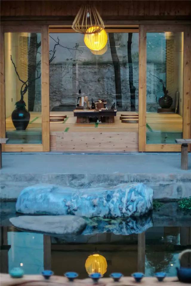 融居·銀箔泉，來銀箔泉邊喝茶看蒼山洱海