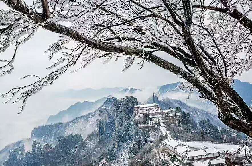 壹城一家，一座城一盞燈一個(gè)家在守候你