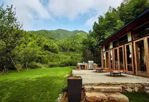 桐廬山中傳奇艾弗德堡藝社，打造一個(gè)藝術(shù)村落