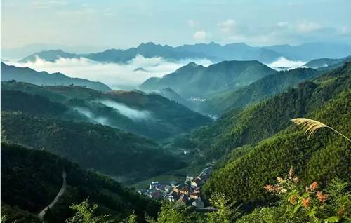 桐廬山中傳奇艾弗德堡藝社，打造一個藝術(shù)村落