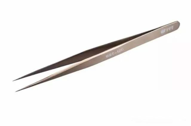 中式服裝的精美盤扣制作