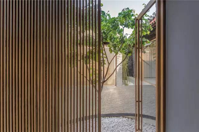 扭起來的北京四合院裝修設(shè)計(jì)，引爆了整個(gè)設(shè)計(jì)