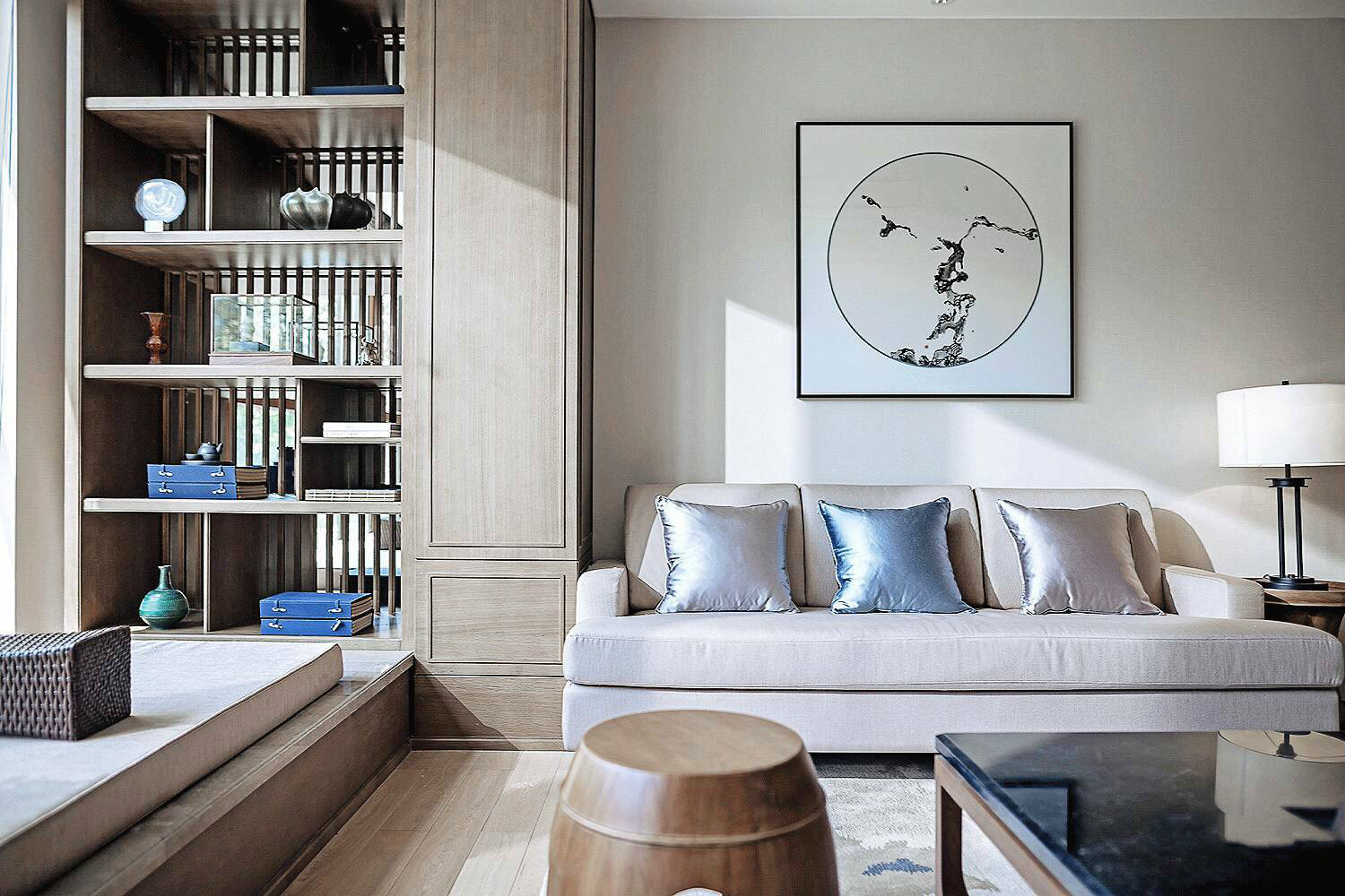 裝修設(shè)計(jì)：新中式客廳最有范的待客之道！