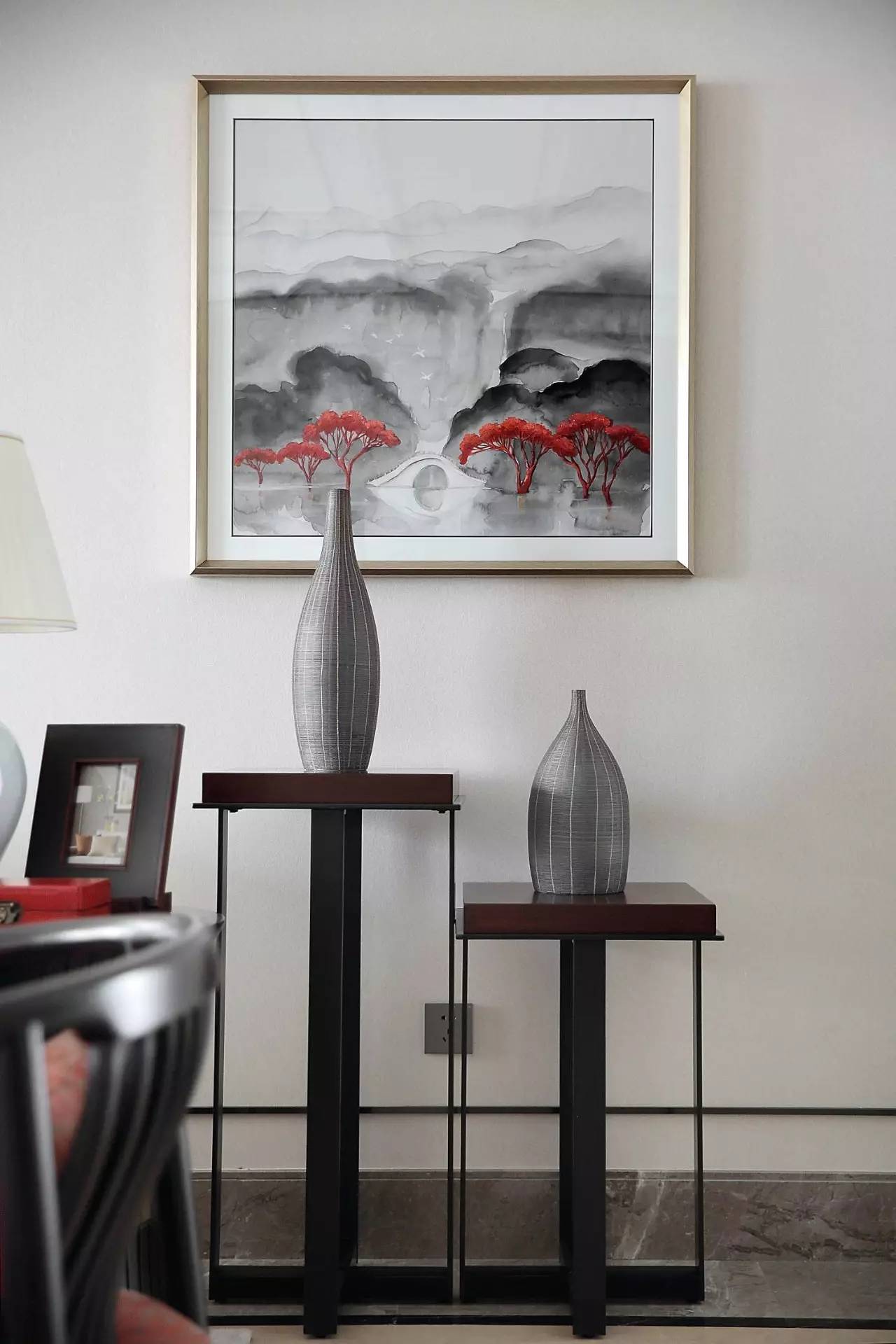 裝修設計：新中式客廳最有范的待客之道！