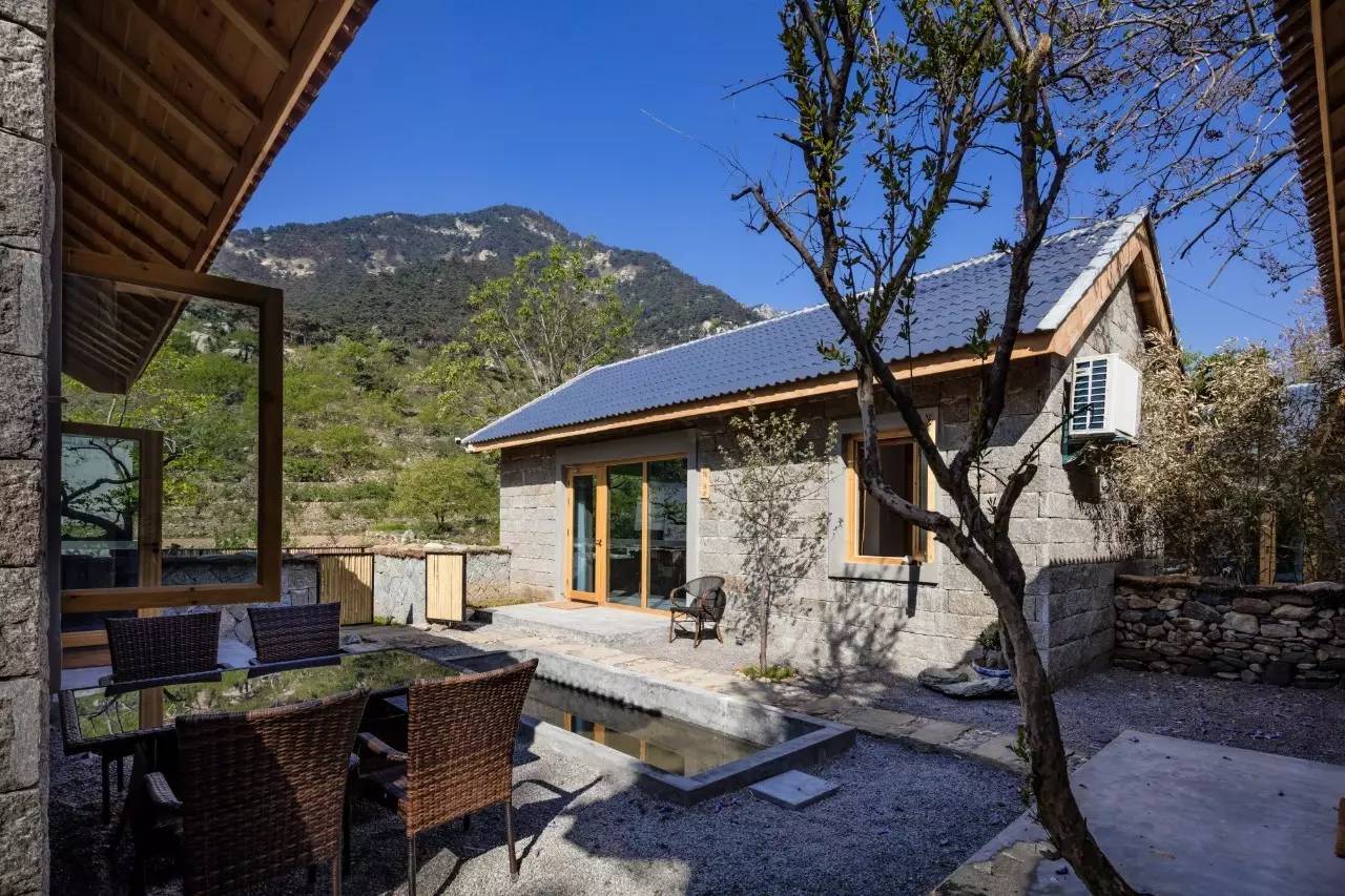 沂蒙山舍，呼吸大自然“臥聽松嘯 伴山而眠”