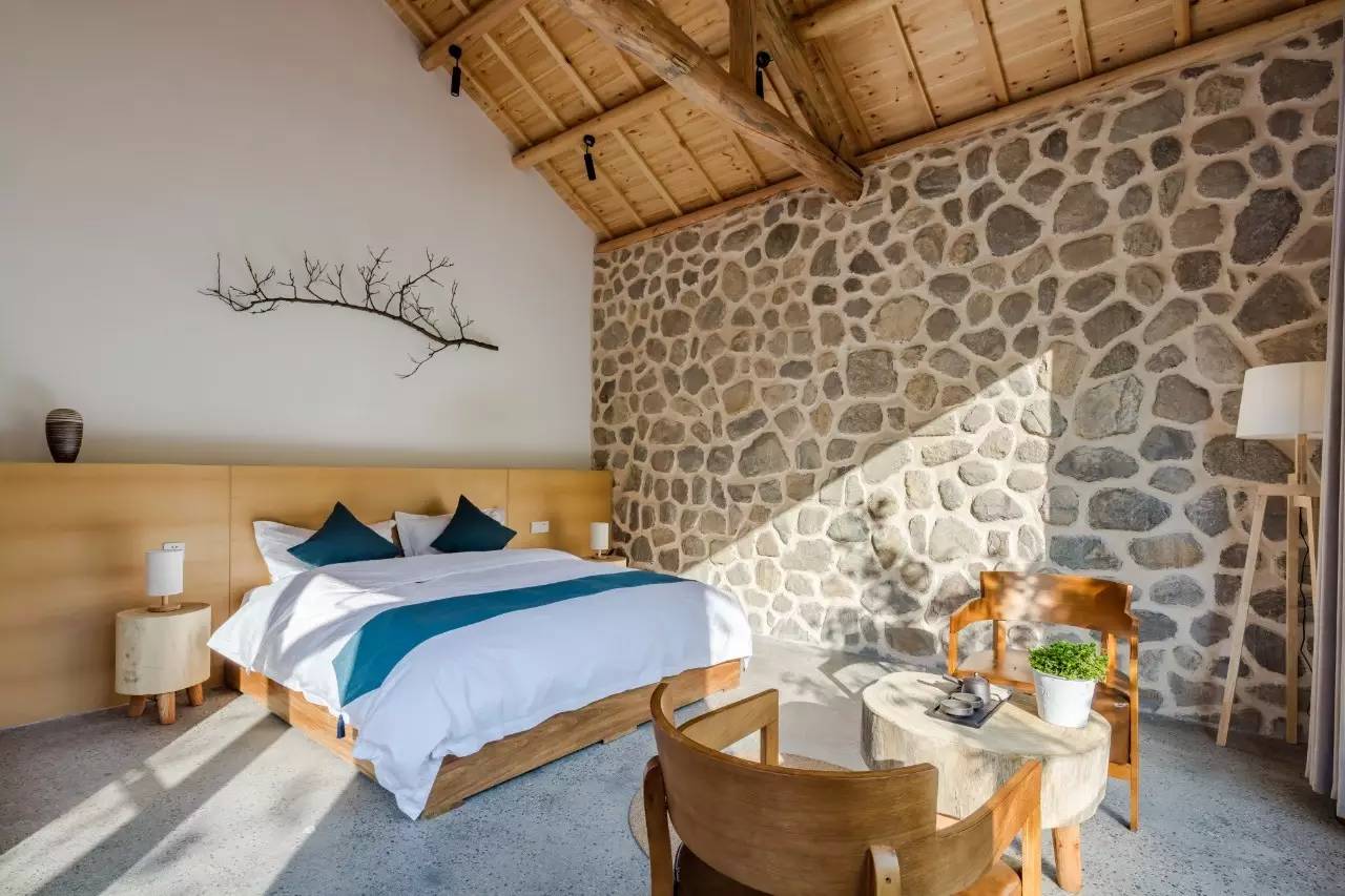 沂蒙山舍，呼吸大自然“臥聽松嘯 伴山而眠”