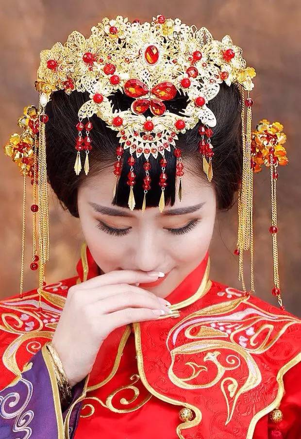 最美匠心啟航閱讀嫁衣，中式婚禮中式禮服美醉了