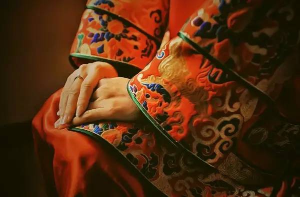 最美匠心啟航閱讀嫁衣，中式婚禮中式禮服美醉了