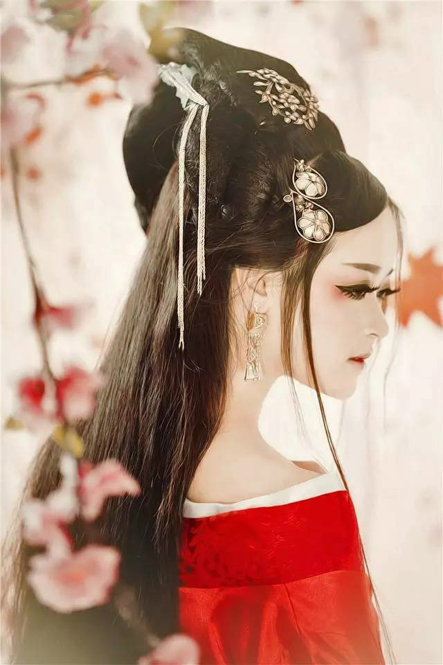 最美匠心啟航閱讀嫁衣，中式婚禮中式禮服美醉了