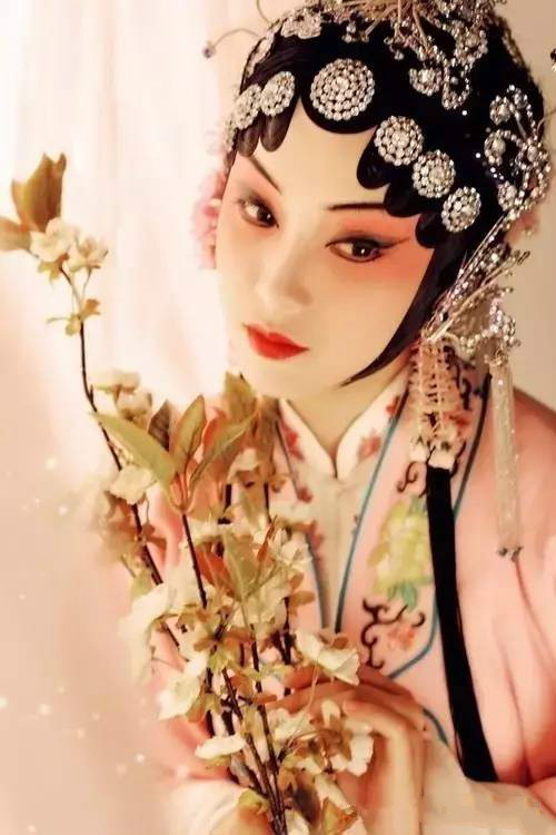 唯美古風(fēng)句子，《相見(jiàn)歡》詞句偶遇京劇