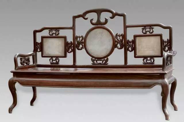 四款造型古老的中式床，不一樣匠心啟航閱讀情!