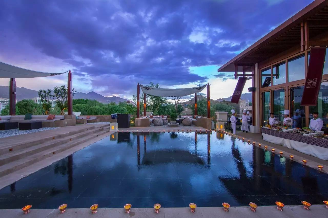 拉薩香格里拉酒店，睡在世界屋脊之上