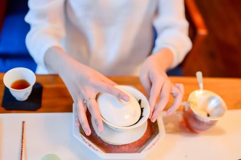 茶隱山房，以茶會友隱逸塵世