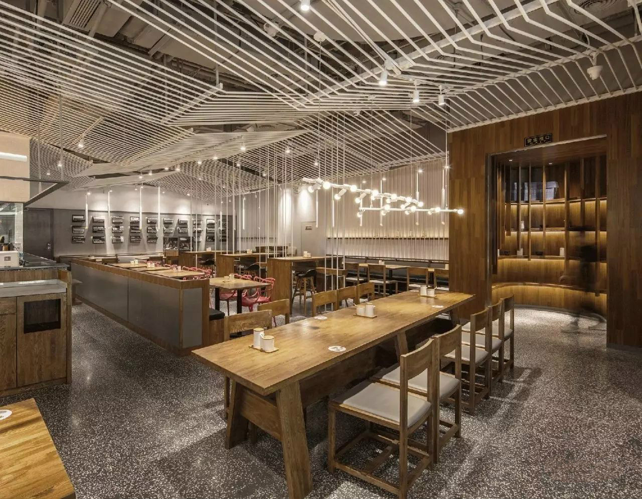 《孟非的小面》的餐廳裝修設計