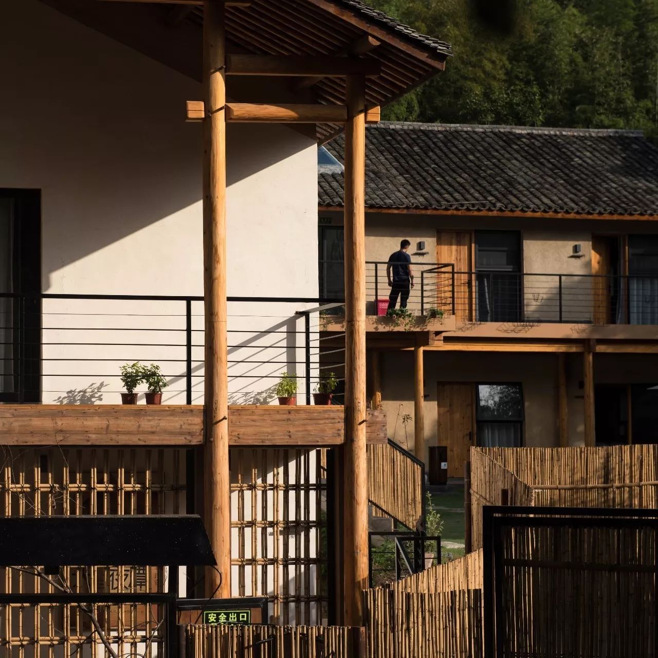 杭州·天方夜潭，給你一個「山脊之巔」的舞臺