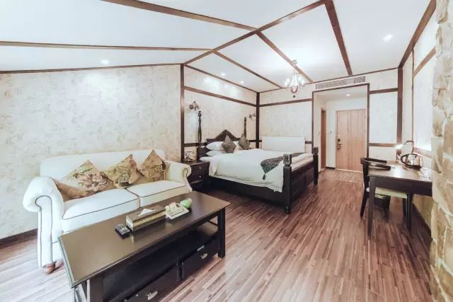 杭州·一色山墅，滿覺隴的月色喝茶散步都是雅事