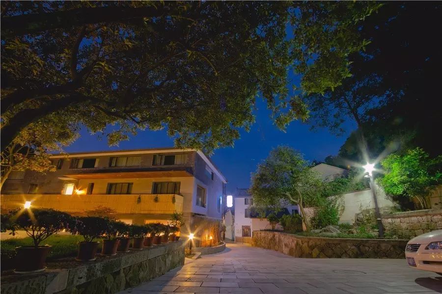 杭州·一色山墅，滿覺隴的月色喝茶散步都是雅事