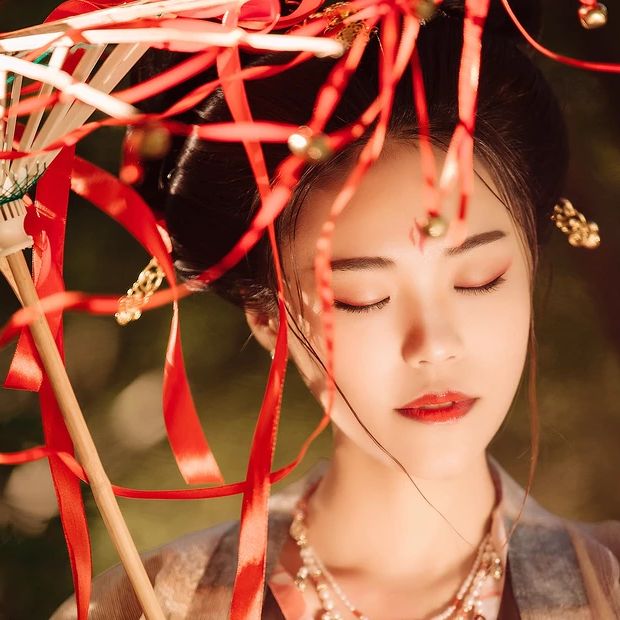 匠心啟航閱讀彼岸花開唯美古風女子頭像