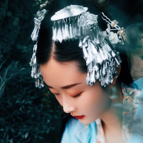 匠心啟航閱讀清新花朵唯美古風(fēng)女子頭像