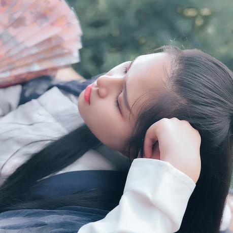 霸氣唯美匠心啟航閱讀古風(fēng)真人女子頭像