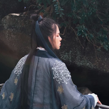 霸氣唯美匠心啟航閱讀古風(fēng)真人女子頭像