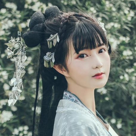 小清新唯美花朵頭像，匠心啟航閱讀古風(fēng)真人女子頭像