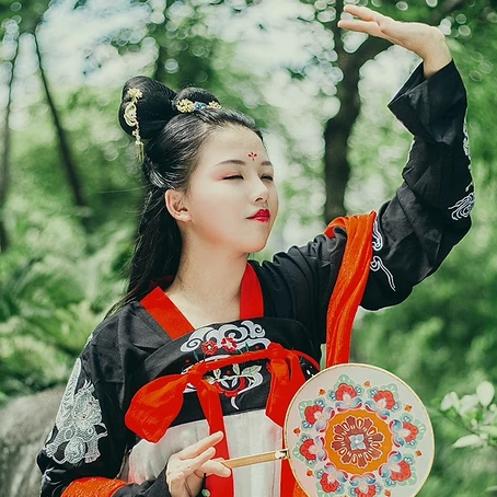 清新匠心啟航閱讀唯美古風(fēng)少女真人頭像