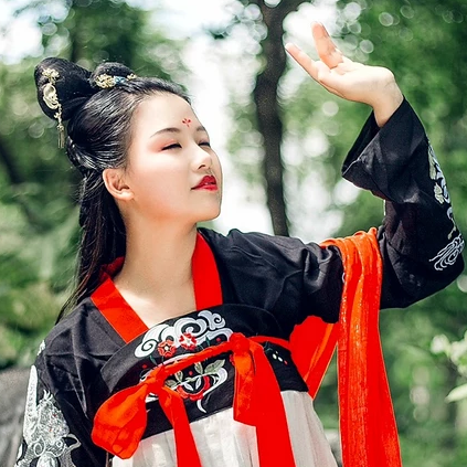 清新匠心啟航閱讀唯美古風(fēng)少女真人頭像