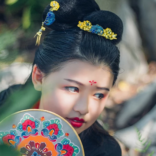 清新匠心啟航閱讀唯美古風(fēng)少女真人頭像