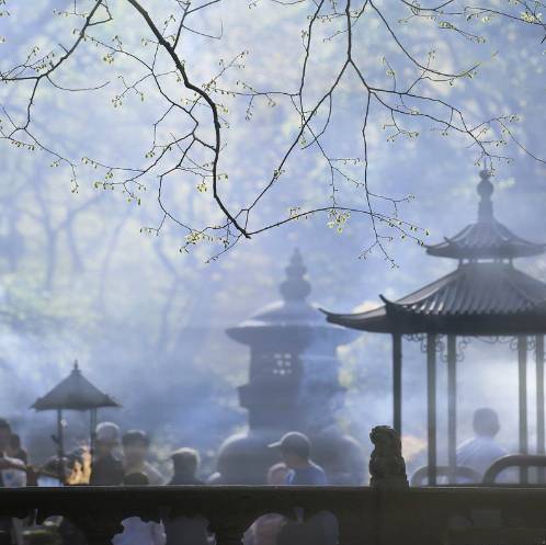 寺廟佛教文化，蕓蕓眾生便是修行