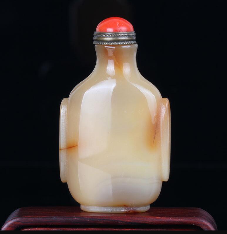 瑪瑙鼻煙壺，帝王心頭的玩物