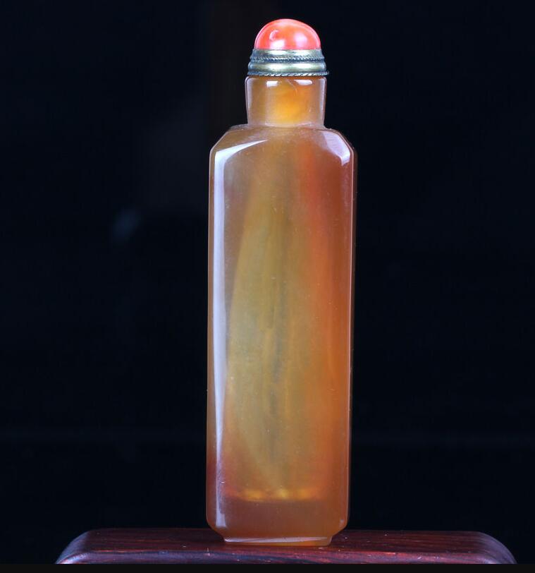 瑪瑙鼻煙壺，帝王心頭的玩物