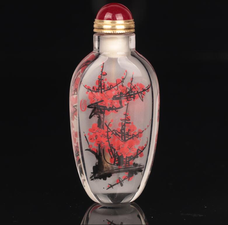 內(nèi)畫鼻煙壺，壺中天地間掌心中國美