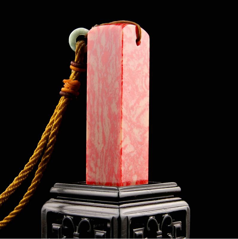 雞血石印章，人世間祥瑞之物